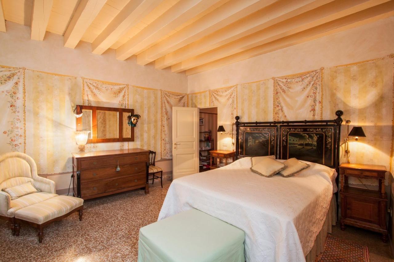 Explore Venice From A Sophisticated Hideaway In San Polo 외부 사진