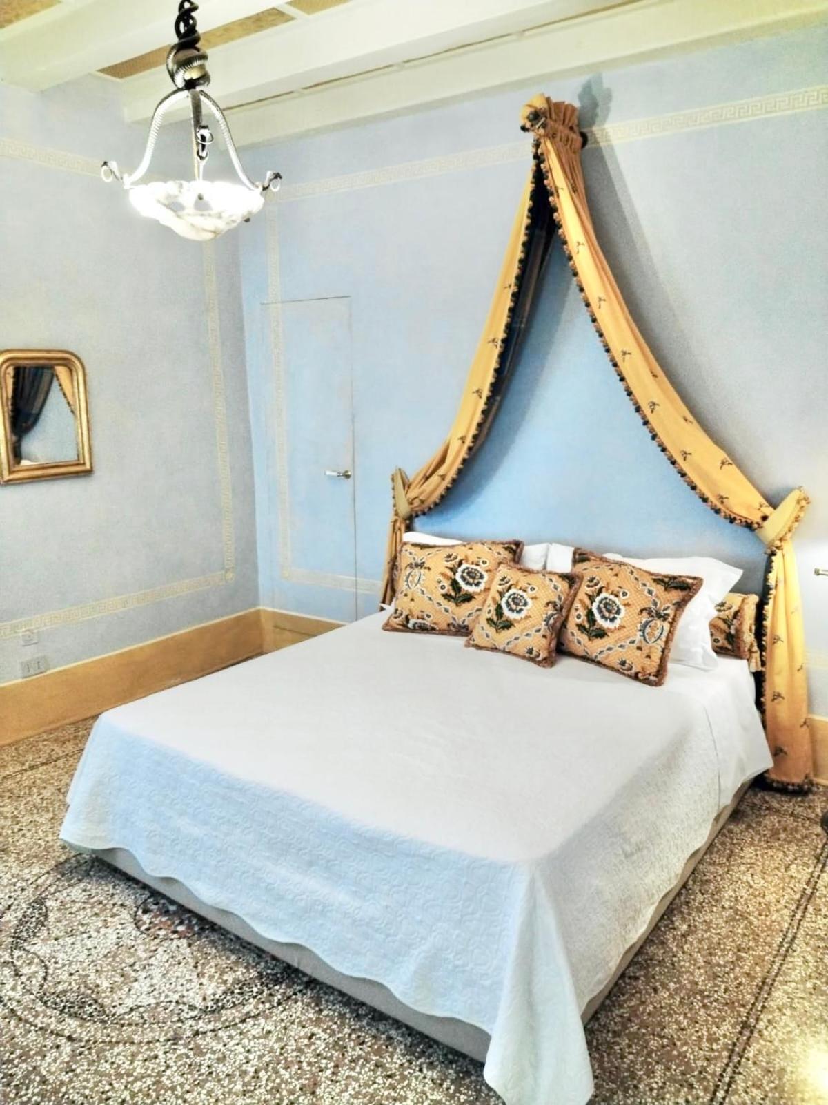 Explore Venice From A Sophisticated Hideaway In San Polo 외부 사진